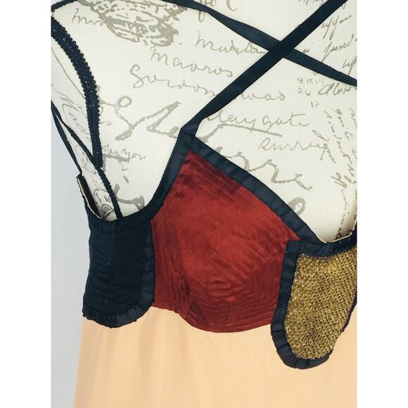 NWT Etro Milano Italy Womens Vintage 100% Silk Camisole Top Size 10 USA Italy 44 - Picture 4 of 15